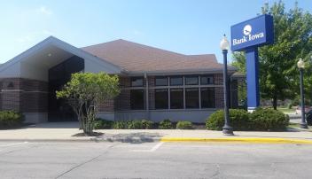 Bank Iowa - Newton