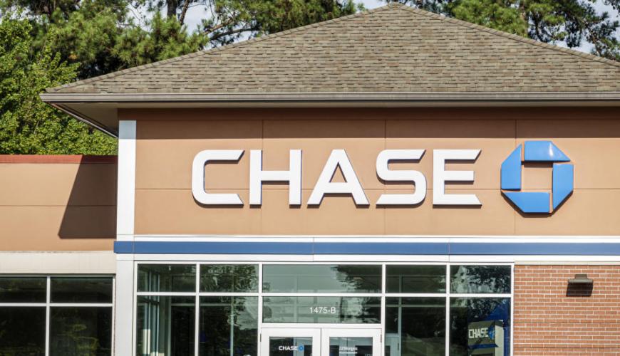 Banks are building more branches for the first time in a decade
